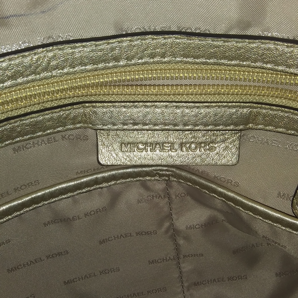 Large Gold Michael Kors Hobo Bag with Storage Bag - Picture 3 of 14